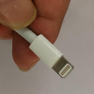 airpods use lightning usb charge cable