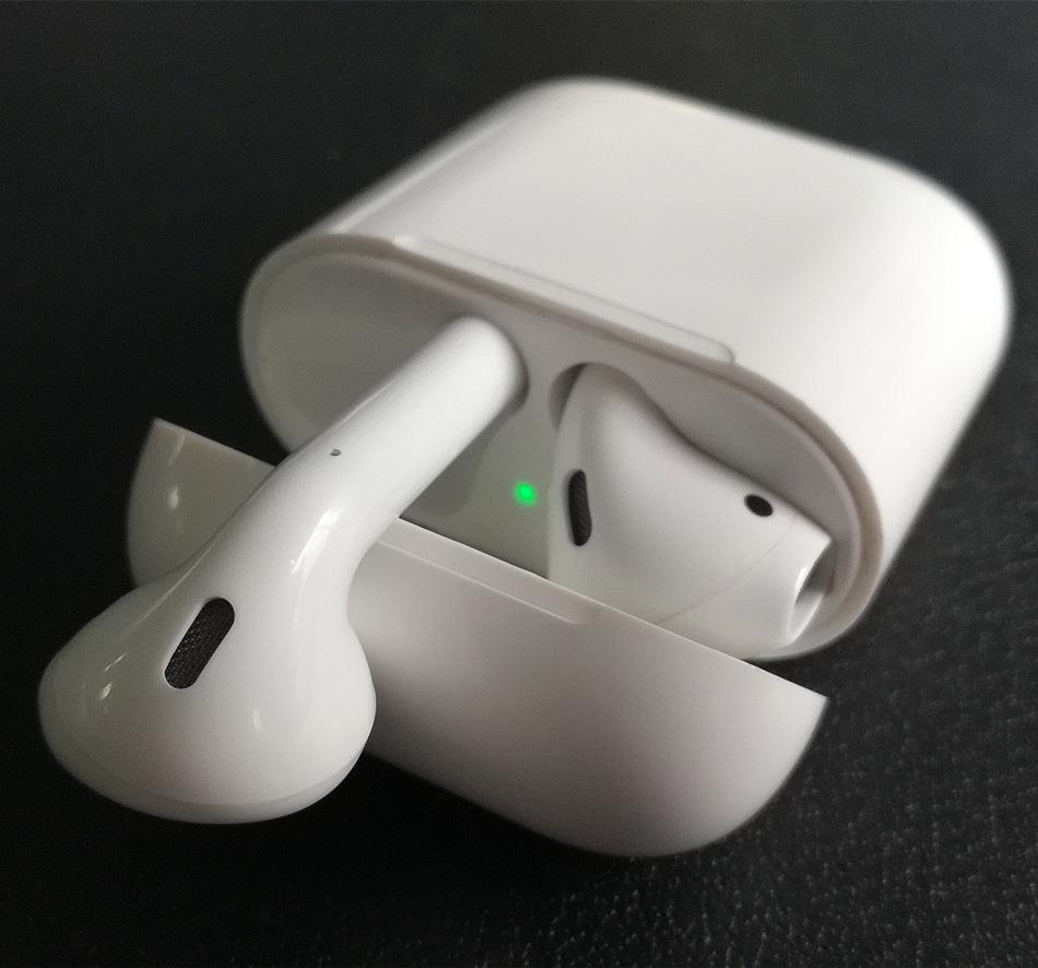 i90 tws with charging case